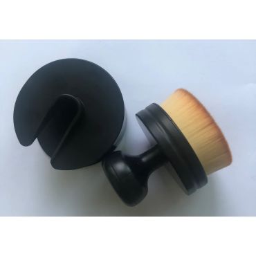 NELLIE'S ERGONOMIC BLENDING BRUSH